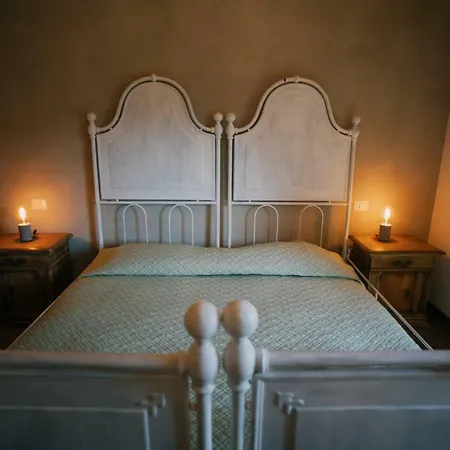 Castello Del Trebbio - Spalavento בית חווה *